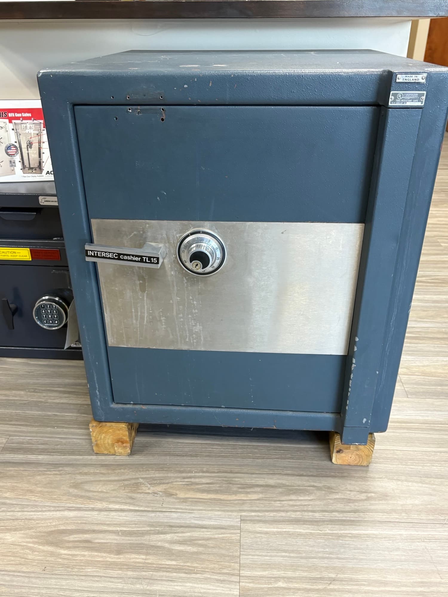 TL15 Burglary Safe